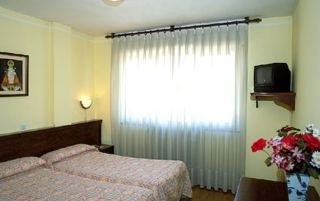 Imagen de la habitación del Hotel Pilona. Foto 3