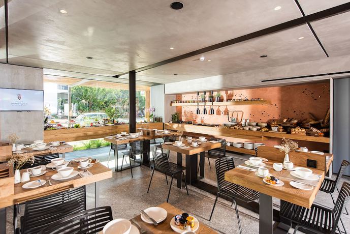 Imagen del bar/restaurante del Hotel Pilot Amphora Boutique. Foto 5