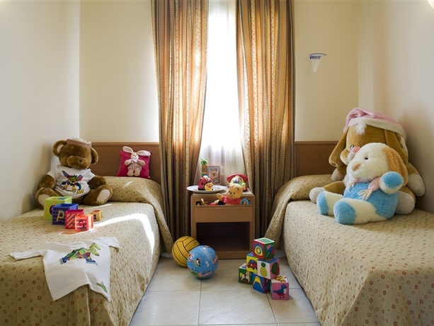 Imagen general del Hotel Pilot Beach Resort. Foto 12