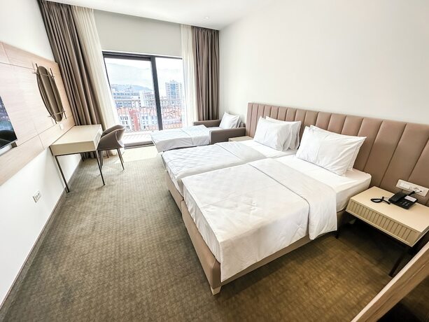 Imagen de la habitación del Hotel Pima Budva. Foto 13