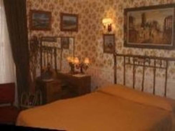 Imagen de la habitación del Hotel Pimblett's Downtown Toronto Bandb. Foto 2