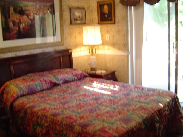 Imagen de la habitación del Hotel Pimblett's Downtown Toronto Bandb. Foto 3