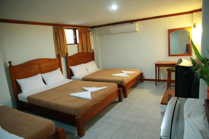 Imagen de la habitación del Hotel Pimpimarn Beach. Foto 9