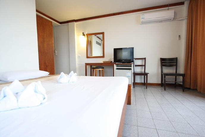 Imagen de la habitación del Hotel Pimpimarn Beach. Foto 17