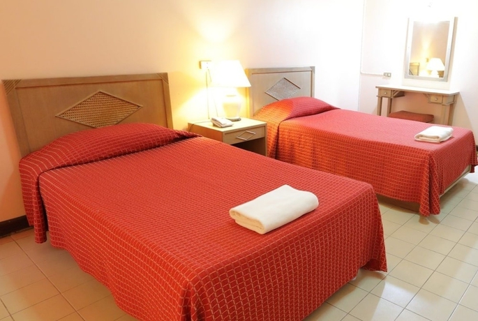 Imagen de la habitación del Hotel Pin, Lampang. Foto 2
