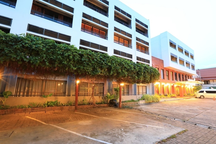 Imagen general del Hotel Pin, Lampang. Foto 1