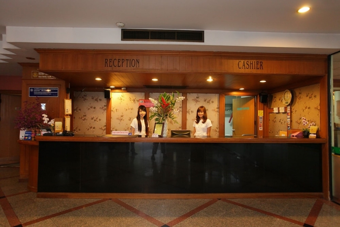 Imagen de los interiores del Hotel Pin, Lampang. Foto 15