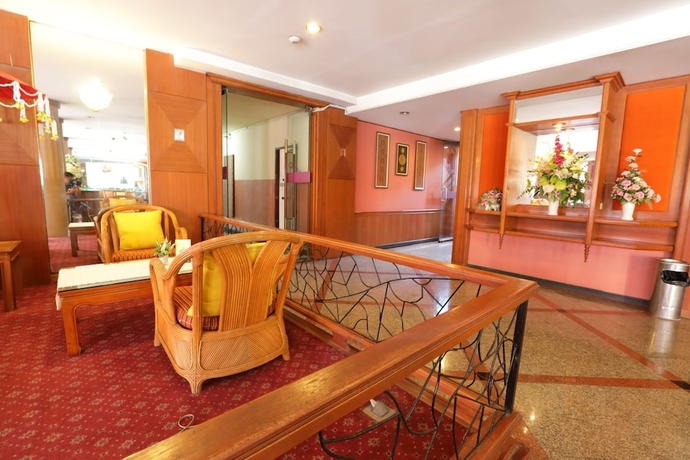 Imagen de los interiores del Hotel Pin, Lampang. Foto 17