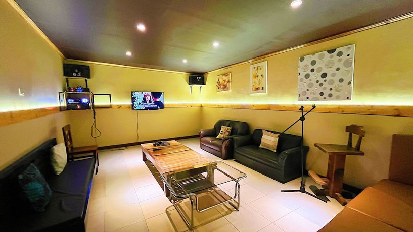 Imagen de los interiores del Hotel Pina Colina. Foto 15