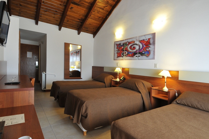 Imagen de la habitación del Hotel Pinares Del Cerro Resort and Suites. Foto 11