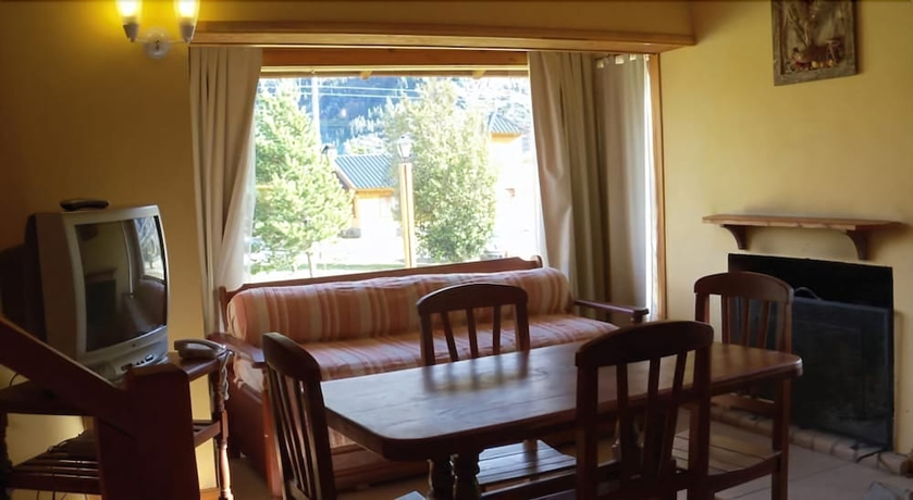 Imagen de la habitación del Hotel Pinares Del Epuyen. Foto 8