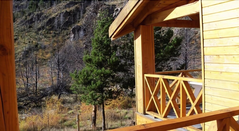 Imagen general del Hotel Pinares Del Epuyen. Foto 2