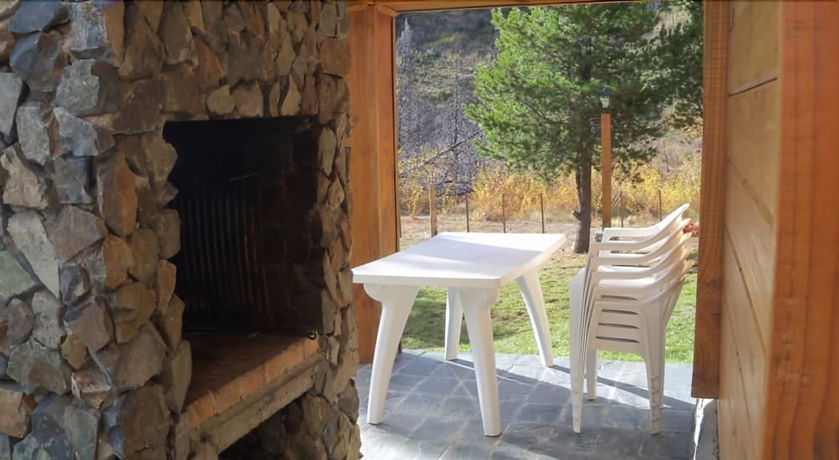 Imagen de los exteriores del Hotel Pinares Del Epuyen. Foto 17