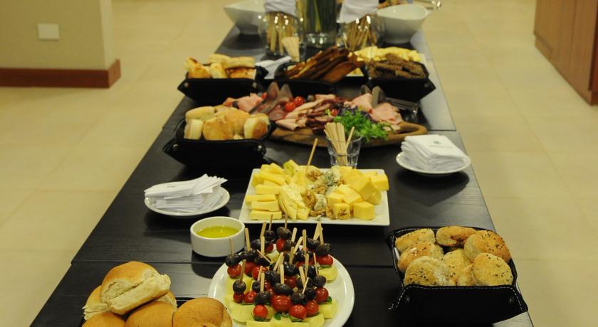 Imagen general del Hotel Pinares Panorama Suites and Spa. Foto 10