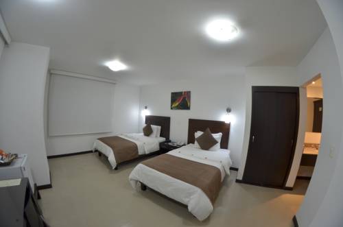 Imagen de la habitación del Hotel Pinares Plaza. Foto 1