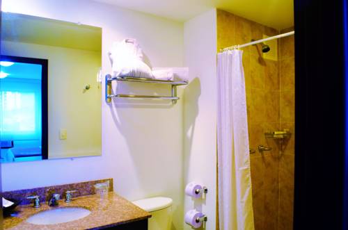 Imagen de la habitación del Hotel Pinares Plaza. Foto 5