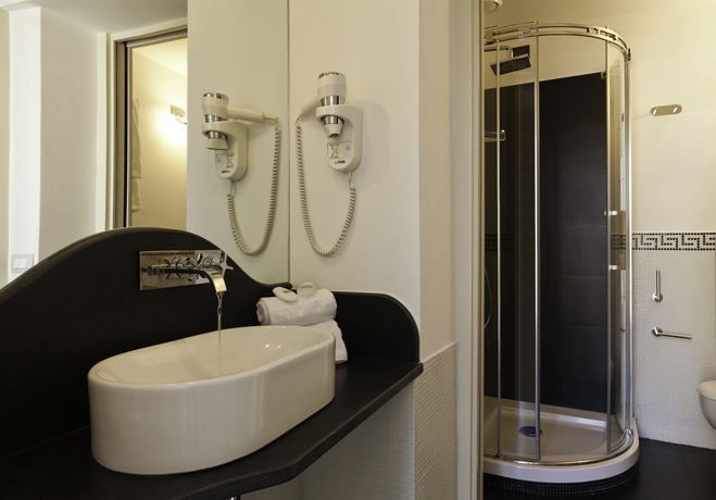 Imagen de la habitación del Hotel Pincio. Foto 7