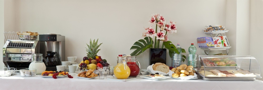 Imagen del bar/restaurante del Hotel Pincio. Foto 4