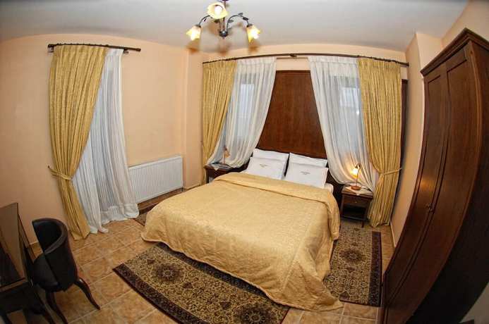 Imagen de la habitación del Hotel Pindos Palace. Foto 9