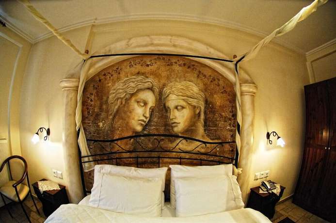 Imagen de la habitación del Hotel Pindos Palace. Foto 11