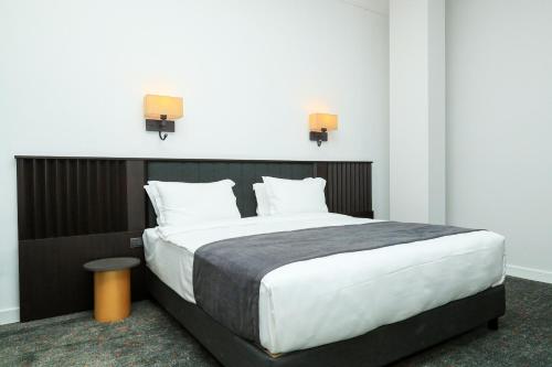 Imagen de la habitación del Hotel Pine Astoria. Foto 18