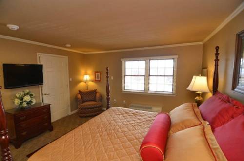 Imagen de la habitación del Hotel Pine Barn Inn, Danville. Foto 4