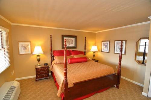 Imagen general del Hotel Pine Barn Inn, Danville. Foto 1