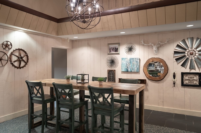 Imagen de los interiores del Hotel Pine Barn Inn, Danville. Foto 18