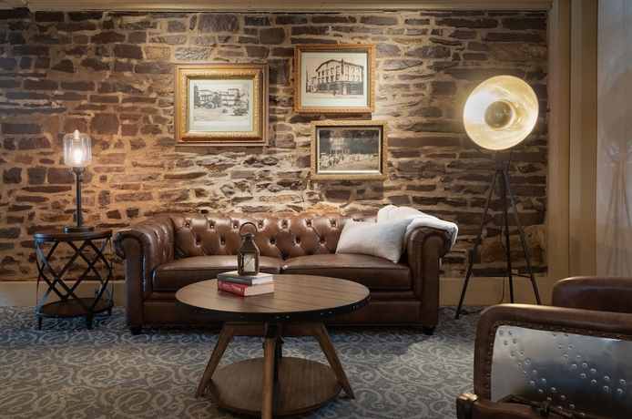 Imagen de los interiores del Hotel Pine Barn Inn, Danville. Foto 19