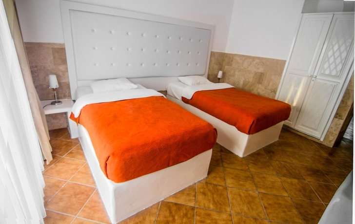 Imagen de la habitación del Hotel Pine Bay. Foto 5