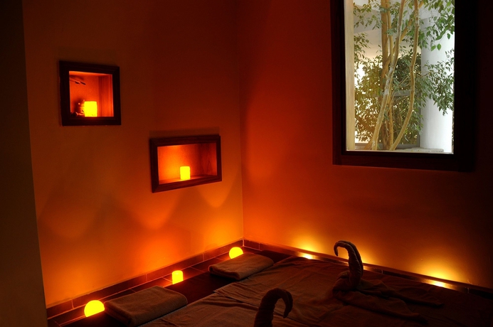 Imagen de los interiores del Hotel Pine Bay Holiday Resort. Foto 10