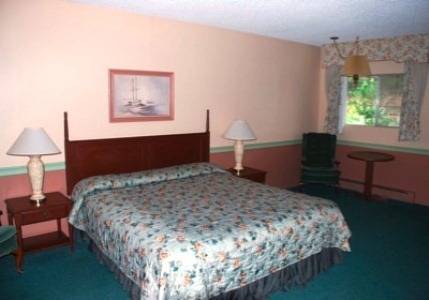 Imagen de la habitación del Hotel Pine Beach Inn. Foto 3