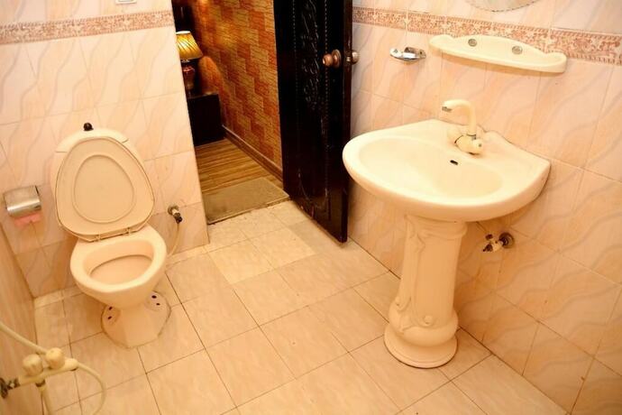 Imagen de la habitación del Hotel Pine Breeze And Restaurant. Foto 17