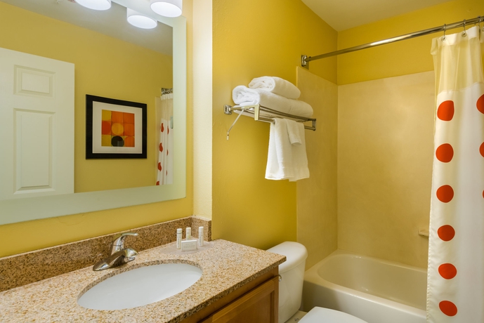 Imagen de la habitación del Hotel Pine Bush Suites. Foto 8