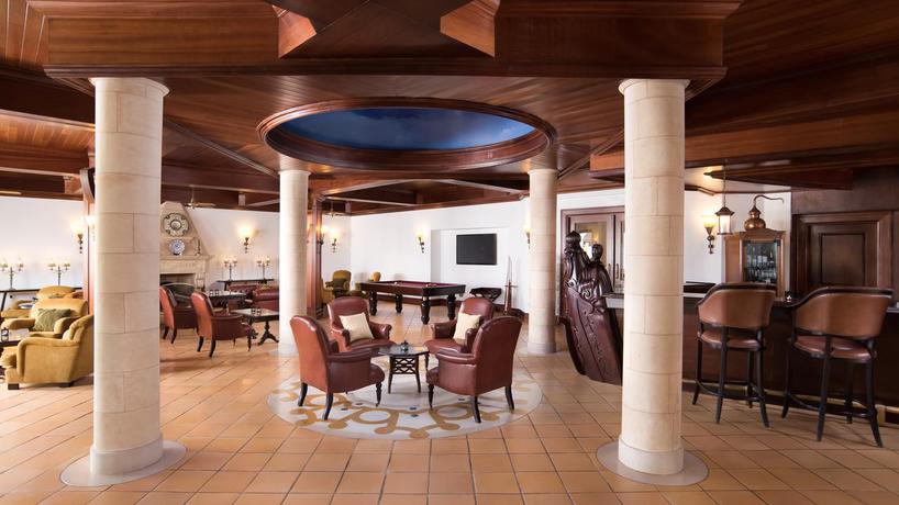 Imagen general del Hotel Pine Cliffs Gardens. Foto 8