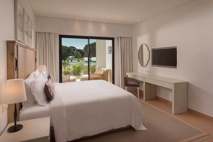 Imagen de la habitación del Hotel Pine Cliffs Ocean Suites A Luxury Collection Resort & Spa. Foto 8