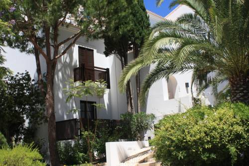 Imagen de los interiores del Hotel Pine Cliffs Village & Golf Suites. Foto 15