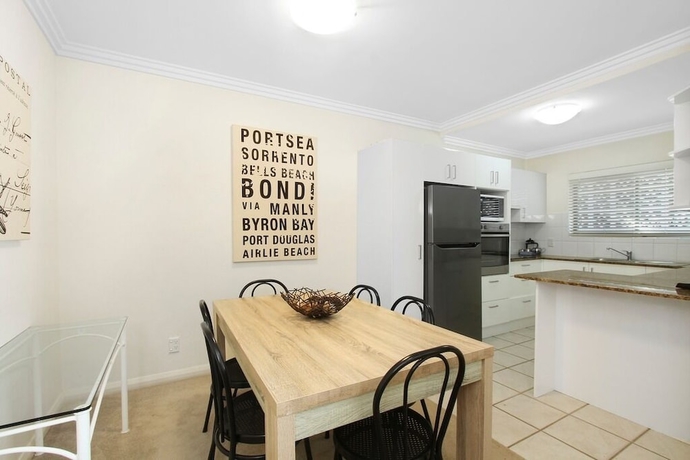 Imagen de la habitación del Hotel Pine Court Apartments. Foto 5