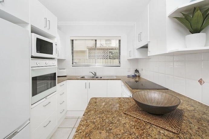 Imagen de la habitación del Hotel Pine Court Apartments. Foto 9