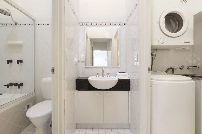 Imagen de la habitación del Hotel Pine Court Apartments. Foto 11