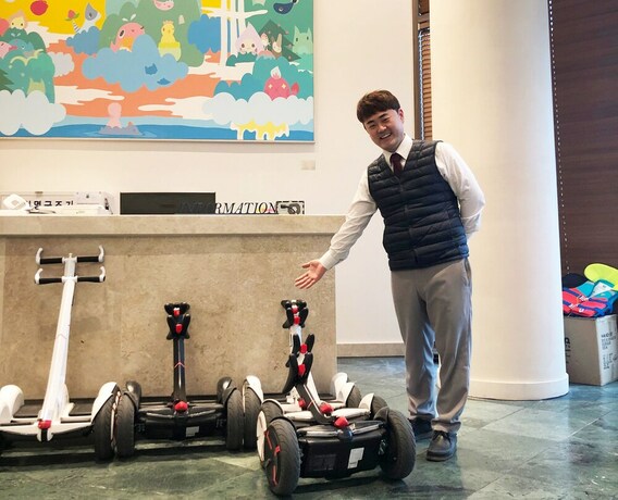 Imagen del bar/restaurante del Hotel Pine Forest. Foto 11