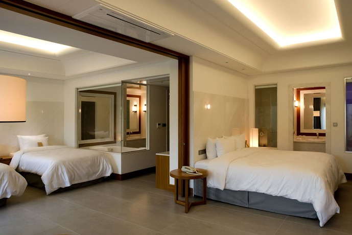 Imagen de la habitación del Hotel Pine Grove. Foto 12