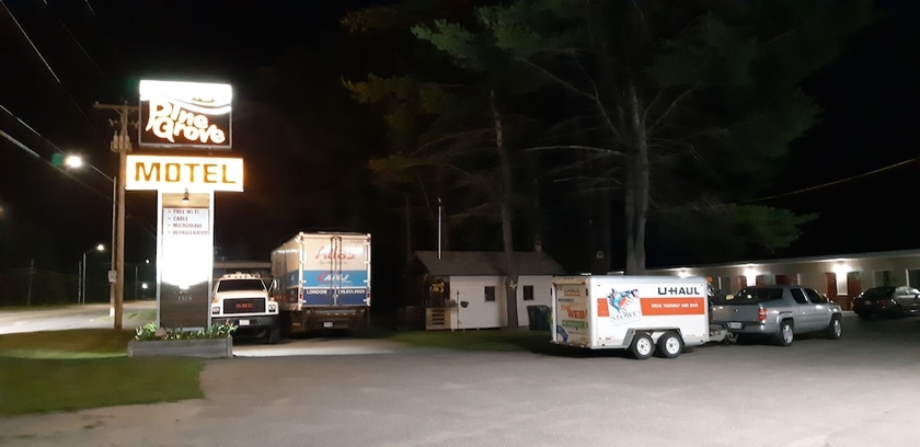 Imagen general del Hotel Pine Grove Motel. Foto 3