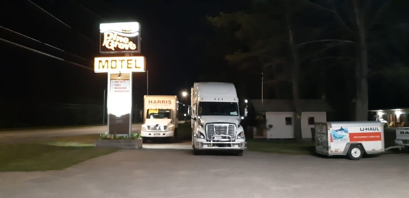 Imagen general del Hotel Pine Grove Motel. Foto 4