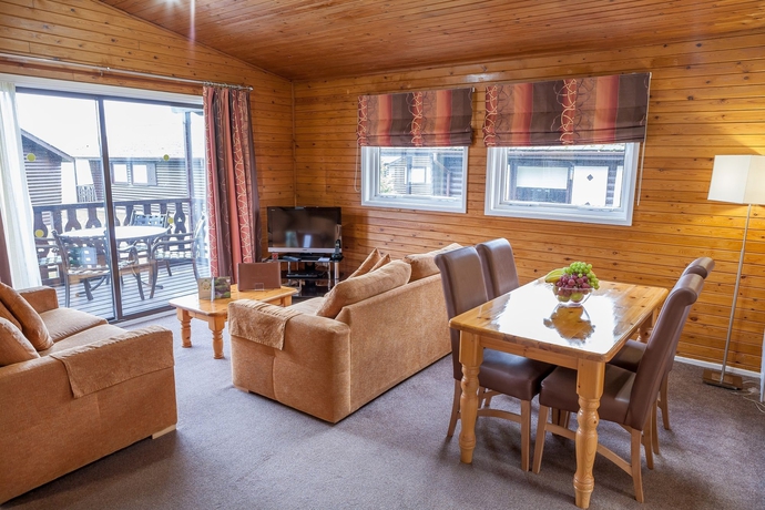 Imagen de los interiores del Hotel Pine Lake Resort. Foto 14