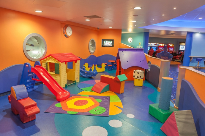 Imagen de los interiores del Hotel Pine Lake Resort. Foto 15