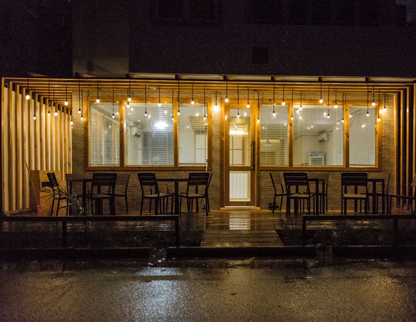 Imagen general del Hotel Pine Lodge. Foto 2