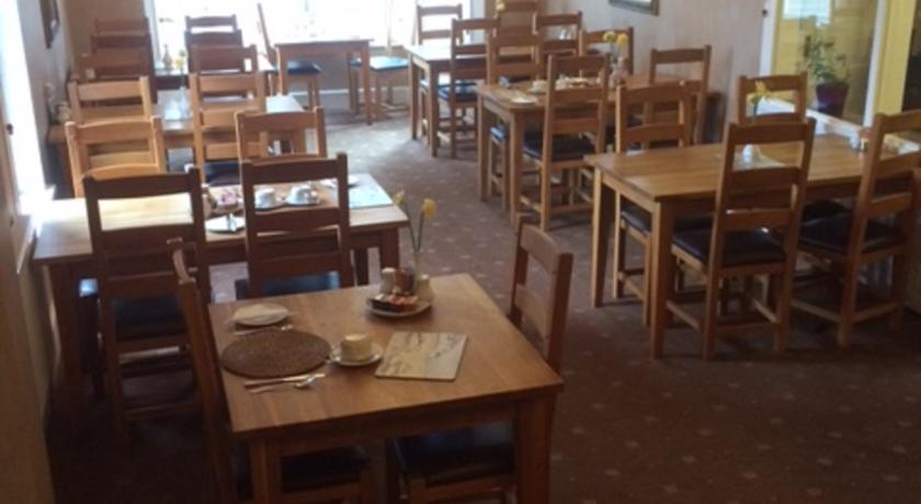 Imagen general del Hotel Pine Lodge Guest House. Foto 7