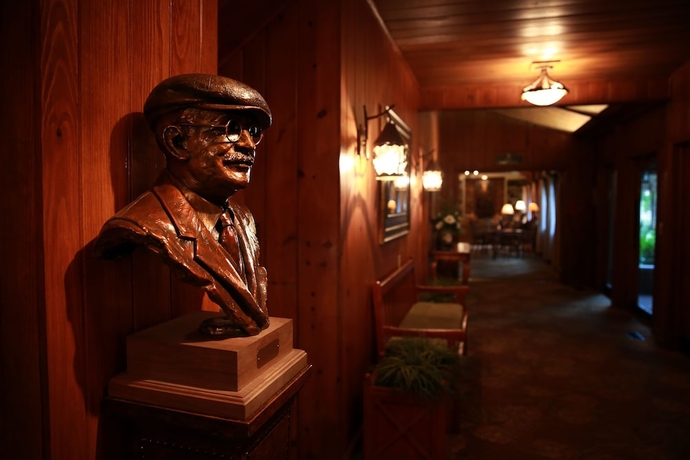 Imagen de los interiores del Hotel Pine Needles Lodge and Golf Club. Foto 18