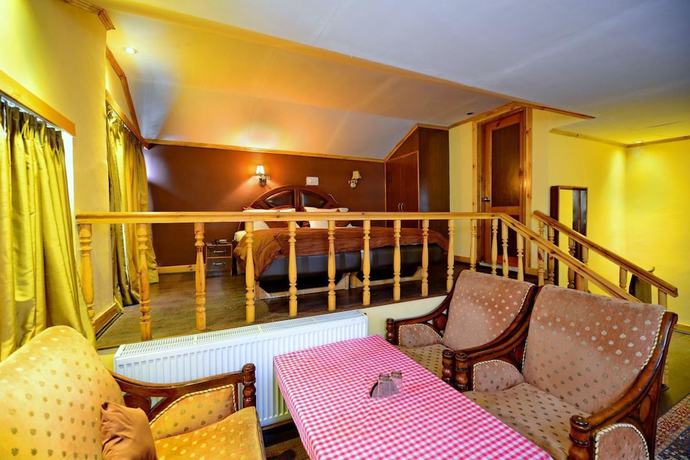 Imagen de la habitación del Hotel Pine Palace Resort. Foto 7